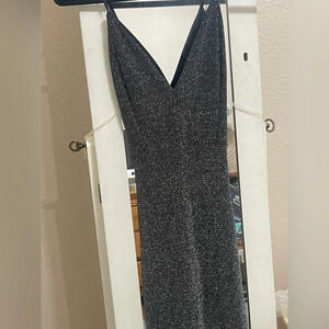 3x$25 January 7 Metallic Black Shimmer dress size L